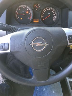 de vanzare o astra h functionala  pret 1000 euro FIXXXX  motor  1.3  - imagine 7