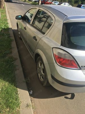 de vanzare o astra h functionala  pret 1000 euro FIXXXX  motor  1.3  - imagine 4
