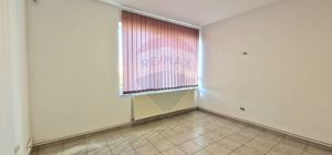 Birou de închiriat Brașov 35 mp, Uzina 2, cu parcare - imagine 8