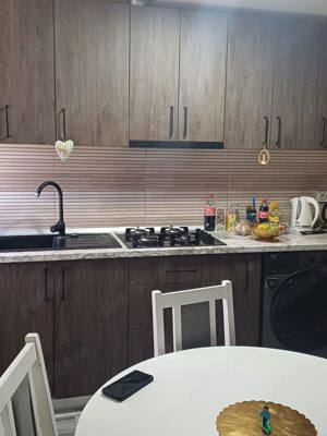 Casă de vănzare sau schimb cu apartament 