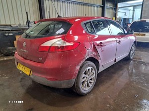 Dezmembrez Renault Megane 3 2014 HATCHBACK 1.5 dCI - imagine 4