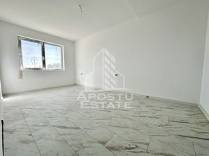 Apartament cu 2 camere, decomandat, etaj 1, bucatarie inchisa, Giroc - imagine 3