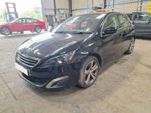 Dezmembrez Peugeot 308 2015 HATCHBACK 2.0 HDI - imagine 2