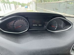 Peugeout 308 - imagine 9