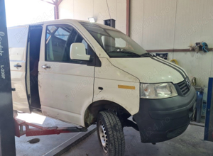 Dezmembrez VW T5 1.9 Tdi - imagine 5
