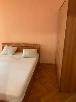 Apartament 3 camere - Zona Zona Modern - Centrala Proprie - imagine 6