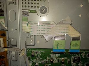 lvds ead60679413 + ead60679330 de pe tv LG 32lh5000 - imagine 2