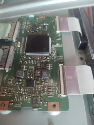 panel display lc320wud +tcon 6870c-0249c de pe tv LG 32lh5000 - imagine 2