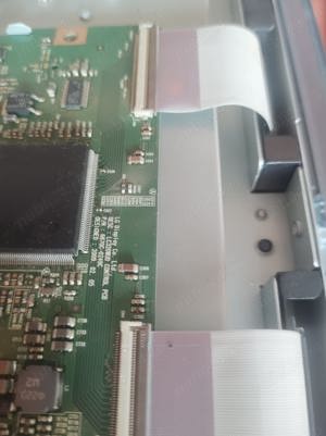 panel display lc320wud +tcon 6870c-0249c de pe tv LG 32lh5000 - imagine 5