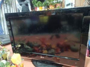 panel display lc320wud +tcon 6870c-0249c de pe tv LG 32lh5000 - imagine 6