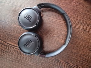 Casti bluetooth JBL