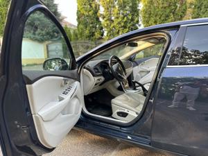 Vand Volvo V40 D4 in stare foarte buna - imagine 5