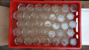 De vanzare tacamuri , farfurii , pahare , carafe sticla  etc. - imagine 3