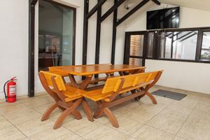 Vilă 5 dormitoare, 4 băi, 2 248mp teren, piscină. Preț: 229 000 E. - imagine 13