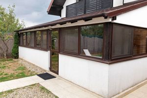 Vilă 5 dormitoare, 4 băi, 2 248mp teren, piscină. Preț: 229 000 E. - imagine 10