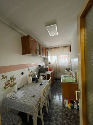 Apartament de vanzare - imagine 2