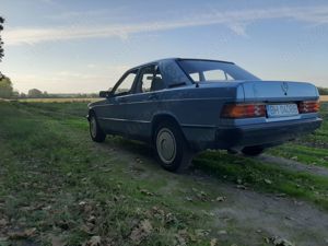 Mercedes 190 D, 2,5 Istoric - imagine 4