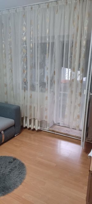 Vânzare apartament 3 camere decomandate