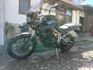 Vand sau schimb Triumph Tiger 800 XC Adventure 2011 - imagine 2