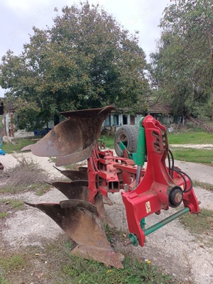Vând utilaje agricole Lipnița, jud. Constanta - imagine 2