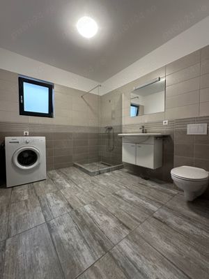 Dau in chirie apartament 4 camere in Cartierul Nordului  Sangeorgiu de Mures, cu loc de parcare - imagine 3