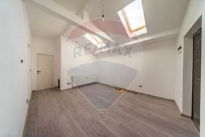 Apartament cu 2 camere vanzare + loc privat de parcare comision ZERO - imagine 3