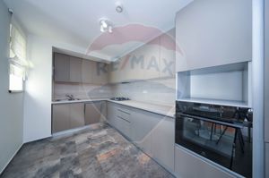 Apartament Bellevue cu terasa 25 mp + parcare subterana - imagine 6