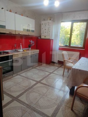 Casa cu 10 camere+ 1650mp teren, zona Lidl, Dorohoi, Botosani - imagine 11