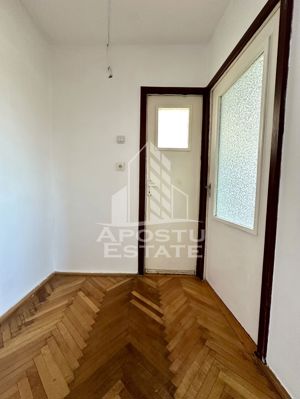 Apartament 2 camere situat in zona Girocului - imagine 6