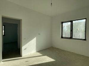 Duplex pe parter 4 camere - Mosnita Noua - imagine 6