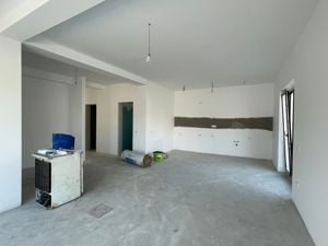 Duplex pe parter 4 camere - Mosnita Noua - imagine 2