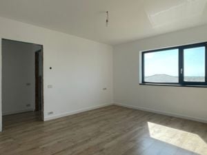 Duplex deosebit - 4 camere - Mosnita Noua - imagine 8