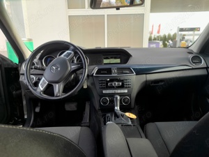 vand mercedes c220 nov 2013  - imagine 4 vand mercedes c220 nov 2013  - imagine 4