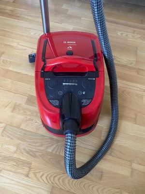 Vând aspirator Bosch  - imagine 3