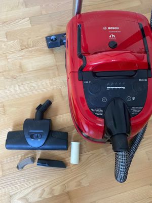 Vând aspirator Bosch  - imagine 4