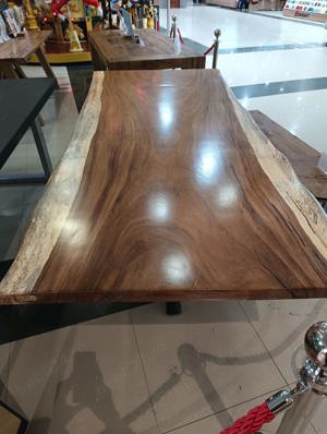 Masa Africa din lemn masiv de saman