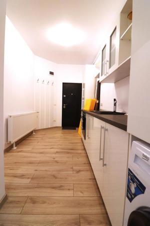 Complet renovat si foarte spatios - imagine 8