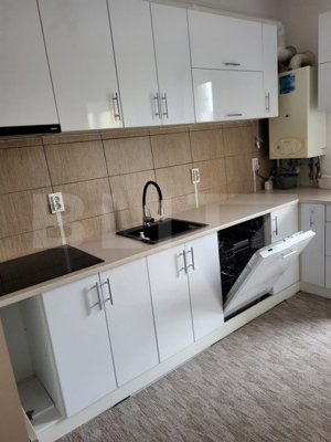 Apartament cu 3 camere, 68mp + 22mp depozitare, parcare, zona Porii - imagine 5