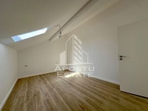 Penthouse cu 3 camere și 2 bai, bucatarie inchisa in spate la Lidl. - imagine 16