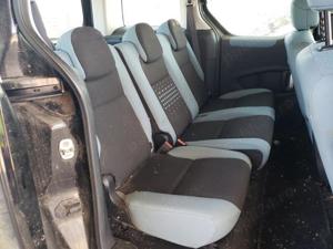 Dezmembrez / dezmembrari piese auto Citroen Berlingo II an 2014 motor 1.6HDI 9HP cutie manuala - imagine 6