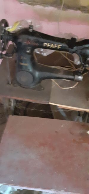 Masini de cusut ffff.vechi ,fabricatie germana PFAFF - imagine 6