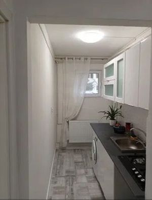 Dambu Pietros - Vanzare apartament 2 camere - B-dul. 1848 - imagine 4