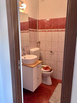 Apartament cu 3 camere in zona Decebal - imagine 17