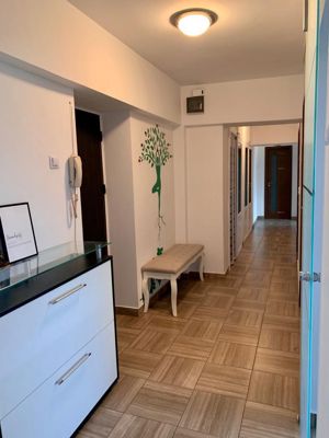 Apartament cu 3 camere in zona Decebal - imagine 15