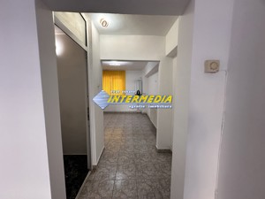 Inchiriere Spatiu Comercial la Bulevard 34 mp. cu centrala, termopane si contoare separate Alba - imagine 20