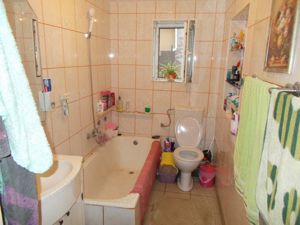 Casa Timisoara, zona Ronat, 3 camere, 90mp, teren 380mp - imagine 9