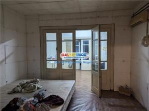 Calea Ferentari casa 4 camere 92mp,teren 200mp,toate utilitatille