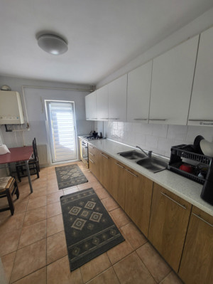 Apartament cu 3 camere zona Arena Mall - imagine 2