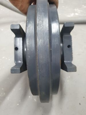 IDLER-Rola de ghidare/rulare complet,miniexcavator P010102 - imagine 3