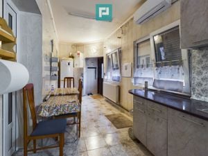 Apartament la curte comună cu terasă pavată! - imagine 12